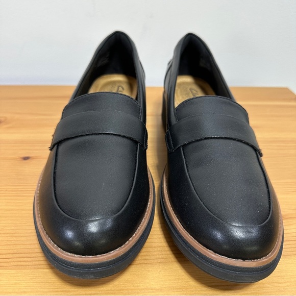 Clarks Sharon Gracie Black Leather Wedge Loafers Slip-On Comfort Shoes Size 9.5 - Picture 3 of 5